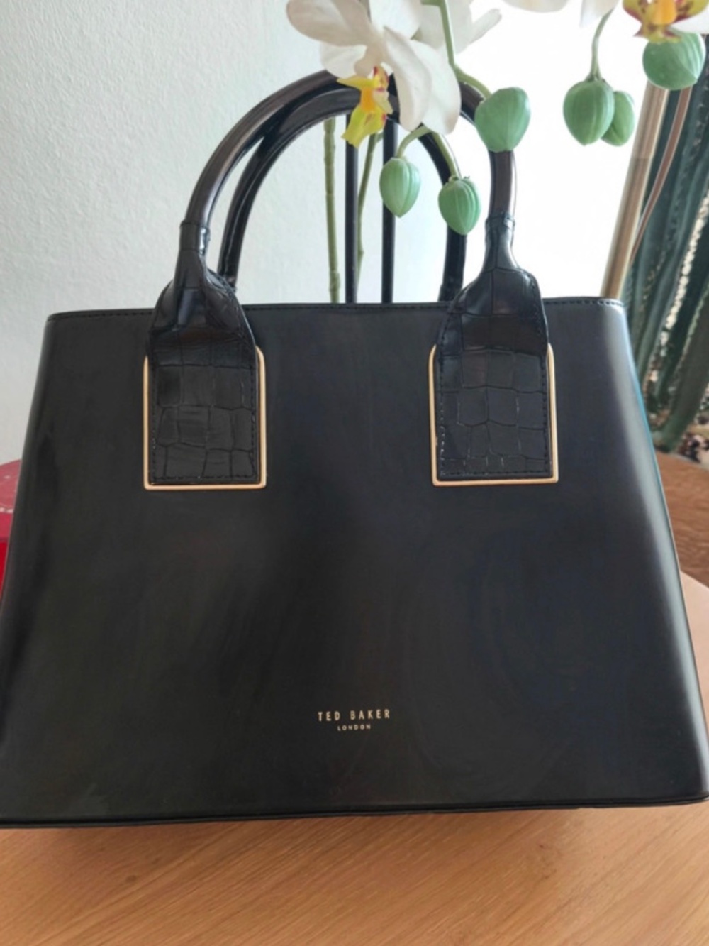 Ted Baker Genuine leather womens handbag